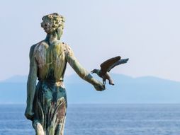 Opatija, Hrvatska, Devojka sa galebom, statua