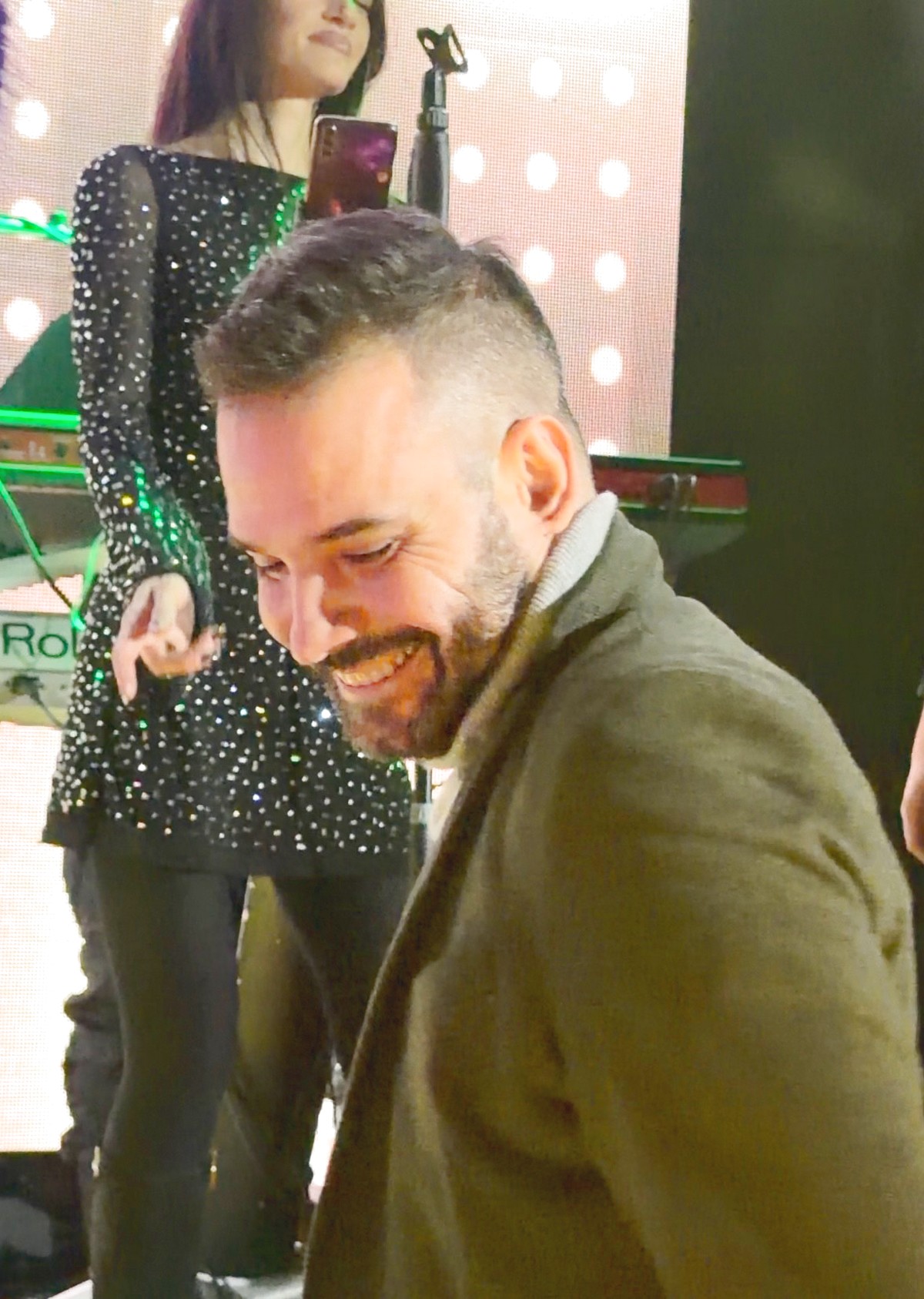 Filip Živojinović "banuo" na nastup Barbare Bobak - prišao joj, izljubili se, pa ćaskao sa fatalnom MISICOM