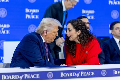 Donald Tramp Vjosa Osmani Davos