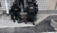POLICIJA GA BACILA NA ZEMLJU: Pogledajte filmsko hapšenje krvnika sa Trešnje – ovako je pao ubica Živka Bakića