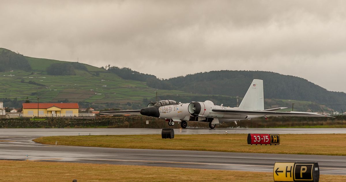 DRAMA U HJUSTONU! Avion NASA sleteo "na stomak", plamen sevao na sve strane!