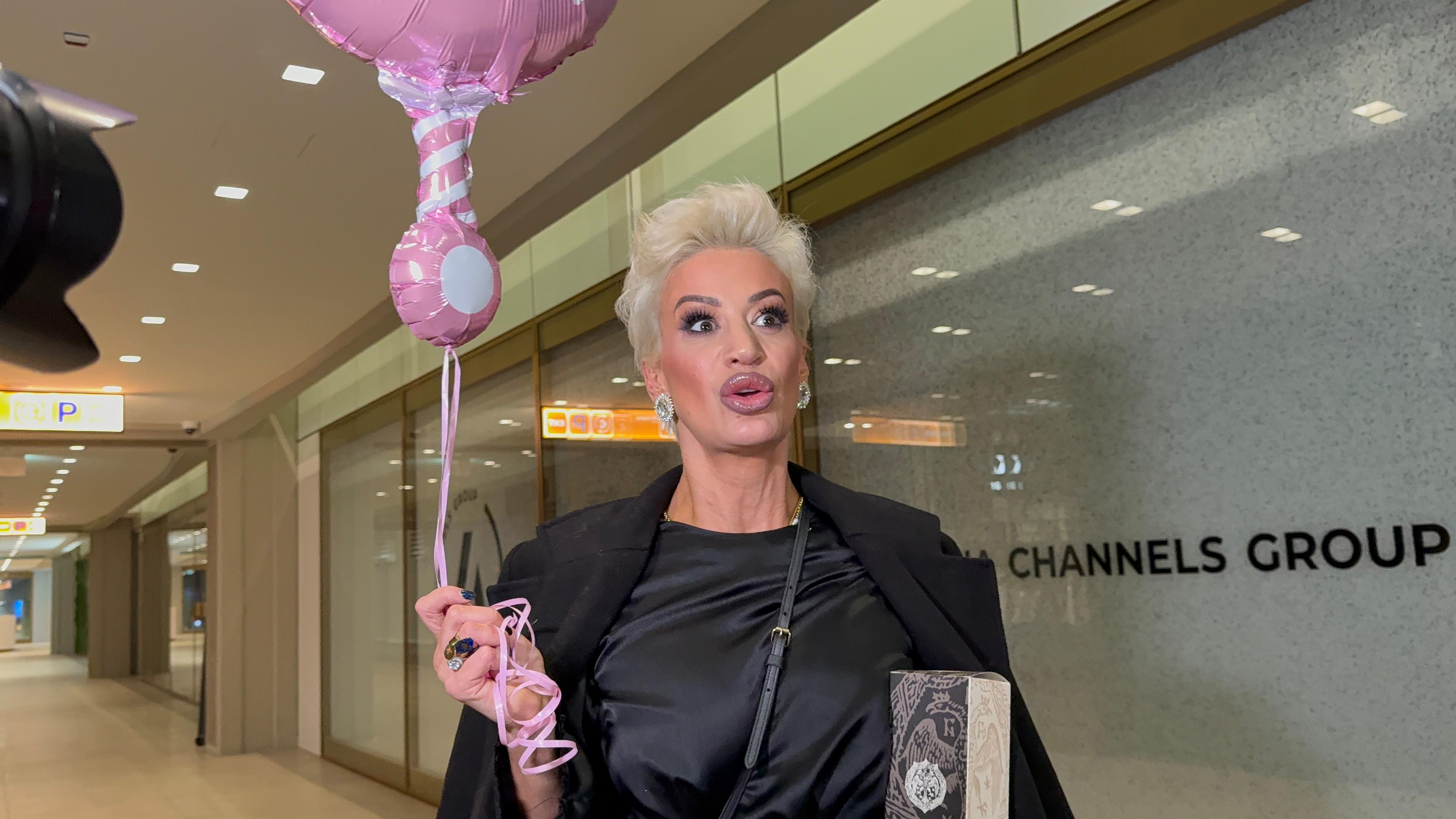 "Ne treba pratiti dete! Preko lokacija... Šta to znači?" Dušica otvoreno o majčinstvu: "Ćerka je predložila.."