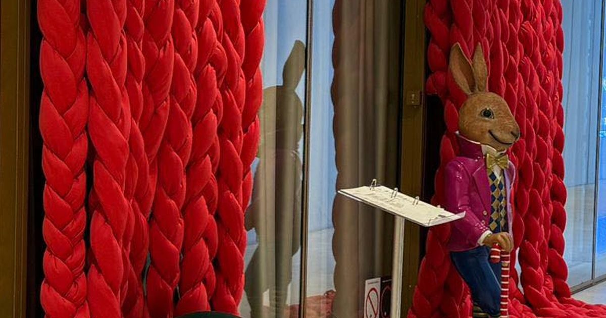 Gala slavlje kod Amidžića, dolazi pola estrade: Voditelj dobio ćerku, zakupio prostor, dekoracija kao iz bajke