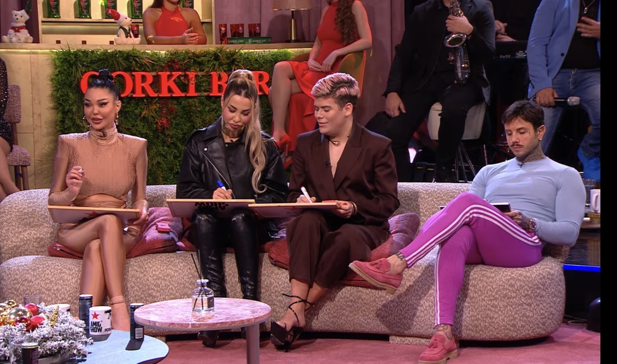 "Okupao se 3 puta za 4 meseca!" Učesnik Elite tvrdi da je ON najprljavija osoba u rijalitiju: "Ima gljivice"