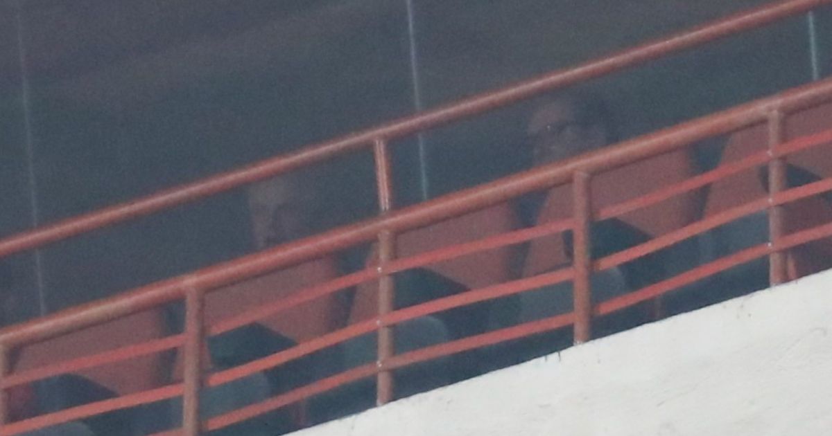 Predsednik Aleksandar Vučić u društvu Zvezdana Terzića gledao meč Zvezda