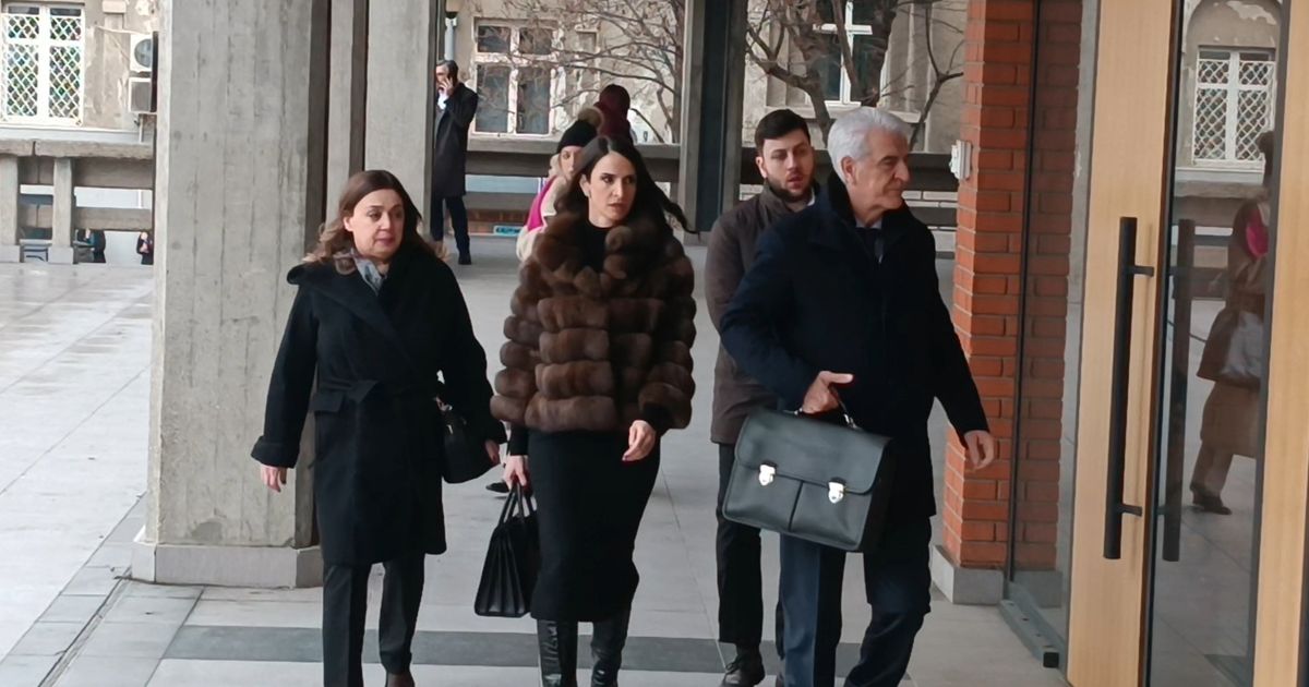 Miljana Kecmanović stigla u sud, nastavlja se suđenje roditeljima dečaka K.K. zbog masakra u Ribnikaru