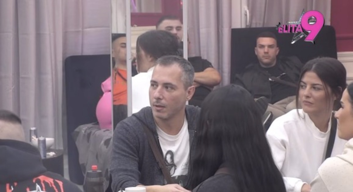 Miki Dudić se oglasio posle ljubljena sa Kačavendom: "Grudi su joj kao Dormeo, šta bi bilo..."