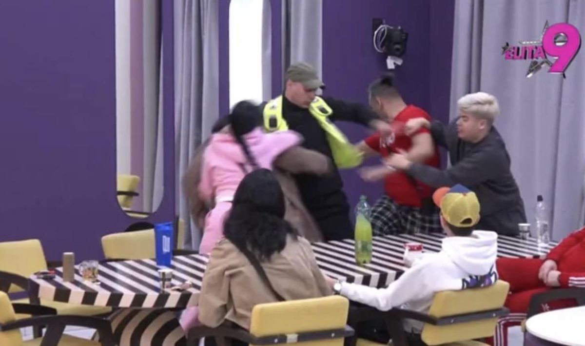 Haos u Eliti! Leti perje između Matore i Bore: Nakon tuče i hitne kazne uneli se jedno drugom u lice a onda...