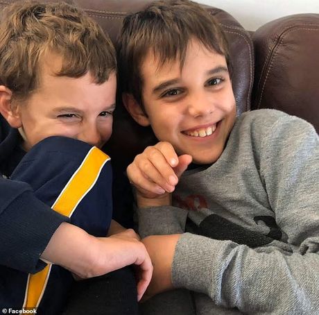 Maiwenna Goasdowe, Jarrod Clune, Leon, Otis Pert Australija