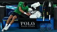 Dramatične scene u Australiji, Novak se umalo onesvestio, jedva diše i hvata se za grudi...