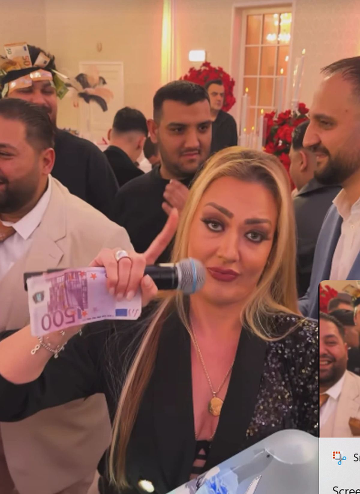 Opa, široko! Sandru Rešić zakićivali u Beču novčanicama od 500 evra: Snimak usijao mreže, svi gledaju u OVO