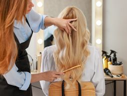 plava kosa, nega plave kose, kosa, frizer