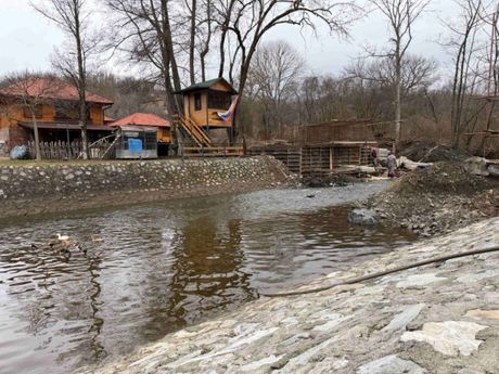 Most preko reke Čemernice, selo Koštunići