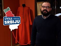 Ona otkriva Srbiju