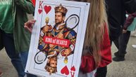 Moćan transparent za Novaka Đokovića pred finale AO: Navijačica se pojavila u Melburnu i oduševila svet