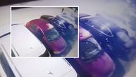 Ovako je maskirani piroman u 4 ujutru zapalio automobile u Zemunu: Isplivao jezivi snimak sa parkinga