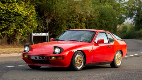 Porsche 924