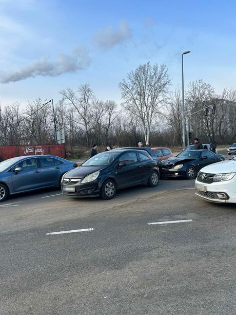 Lančani sudar Novi Beograd