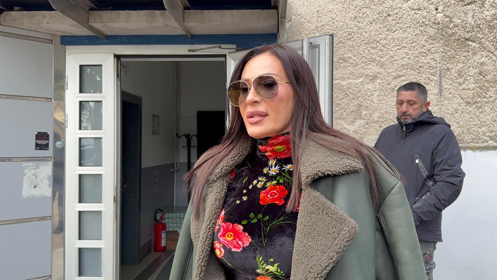 Evo kako se Ceca Ražnatović ponaša kad se kamere ugase! Takmičarka "Zvezda Granda" sve otkrila: "Delimo tajne"