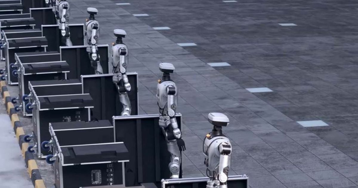 Stiže vojska robota: Kina otvara fabriku koja pravi humanoidne mašine na svakih 30 minuta