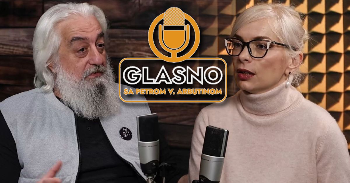 Kako Anđelka Petrović uspeva da "Anu Karenjinu" i Kafkin "Preobražaj" približi digitalnoj generaciji učenika