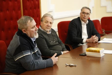 Lavirint Teslinog uma, film, projekcija