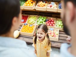 bes, dete, javnost, porodica, besno dete