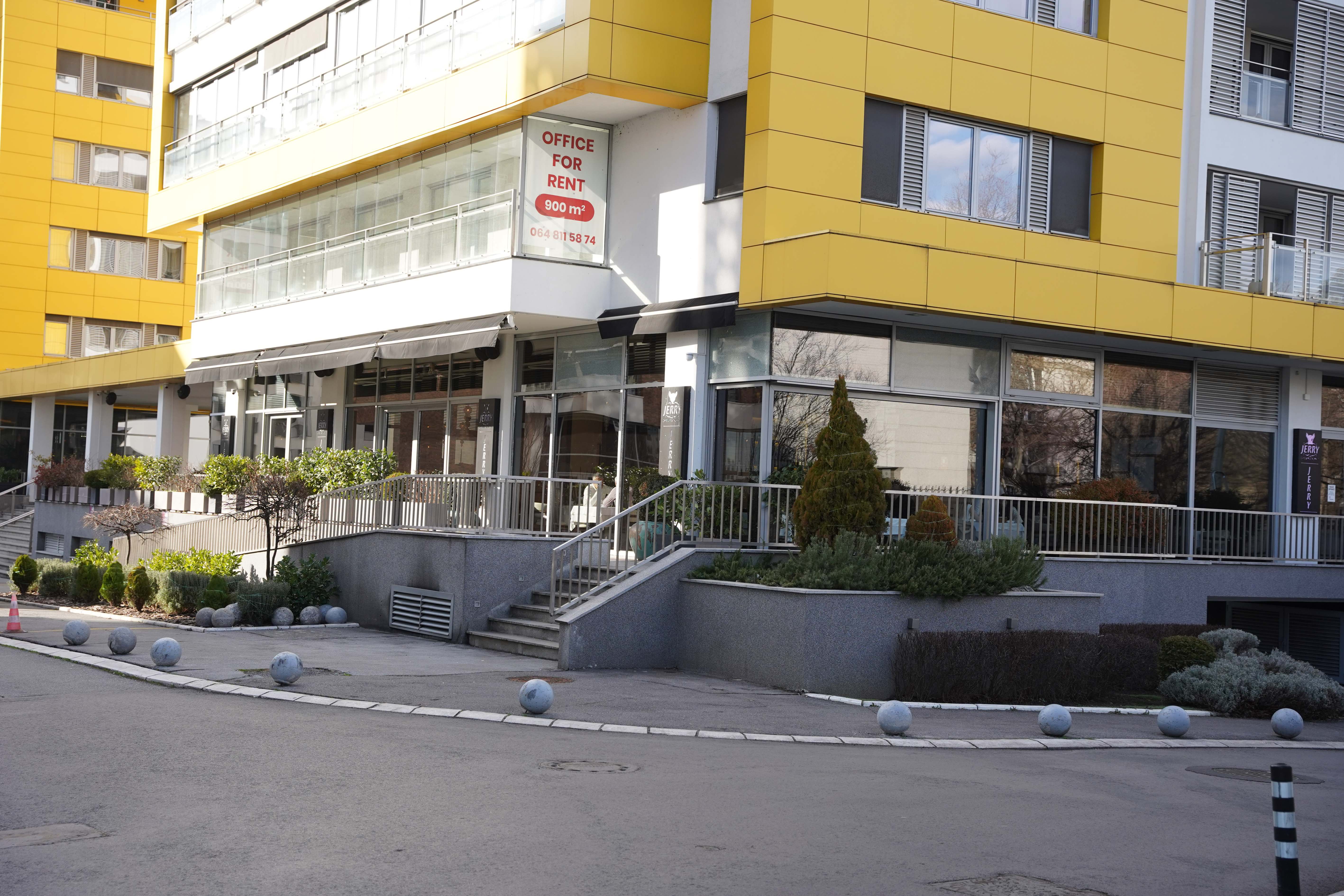 Osumnjičeni za pretnje smrću vlasniku kafića "Džeri" ostaje iza rešetaka