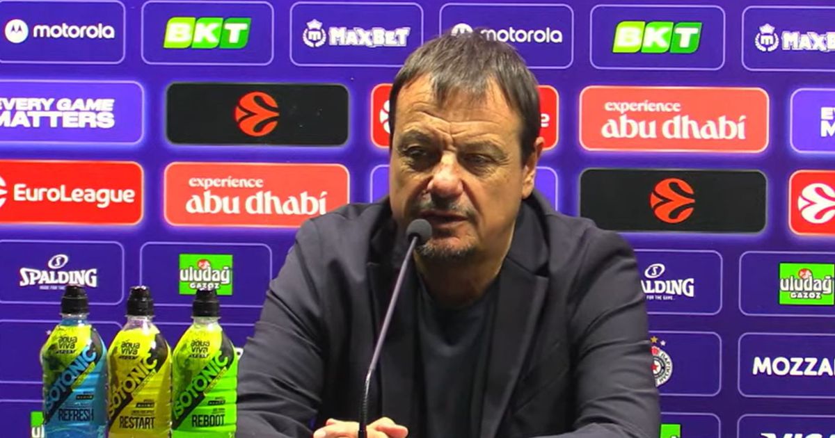 Ataman nije hteo da odgovori na pitanje o otkazu, pa pobegao kad je pomenuta Srbija: "Ništa, ništa, laku noć"