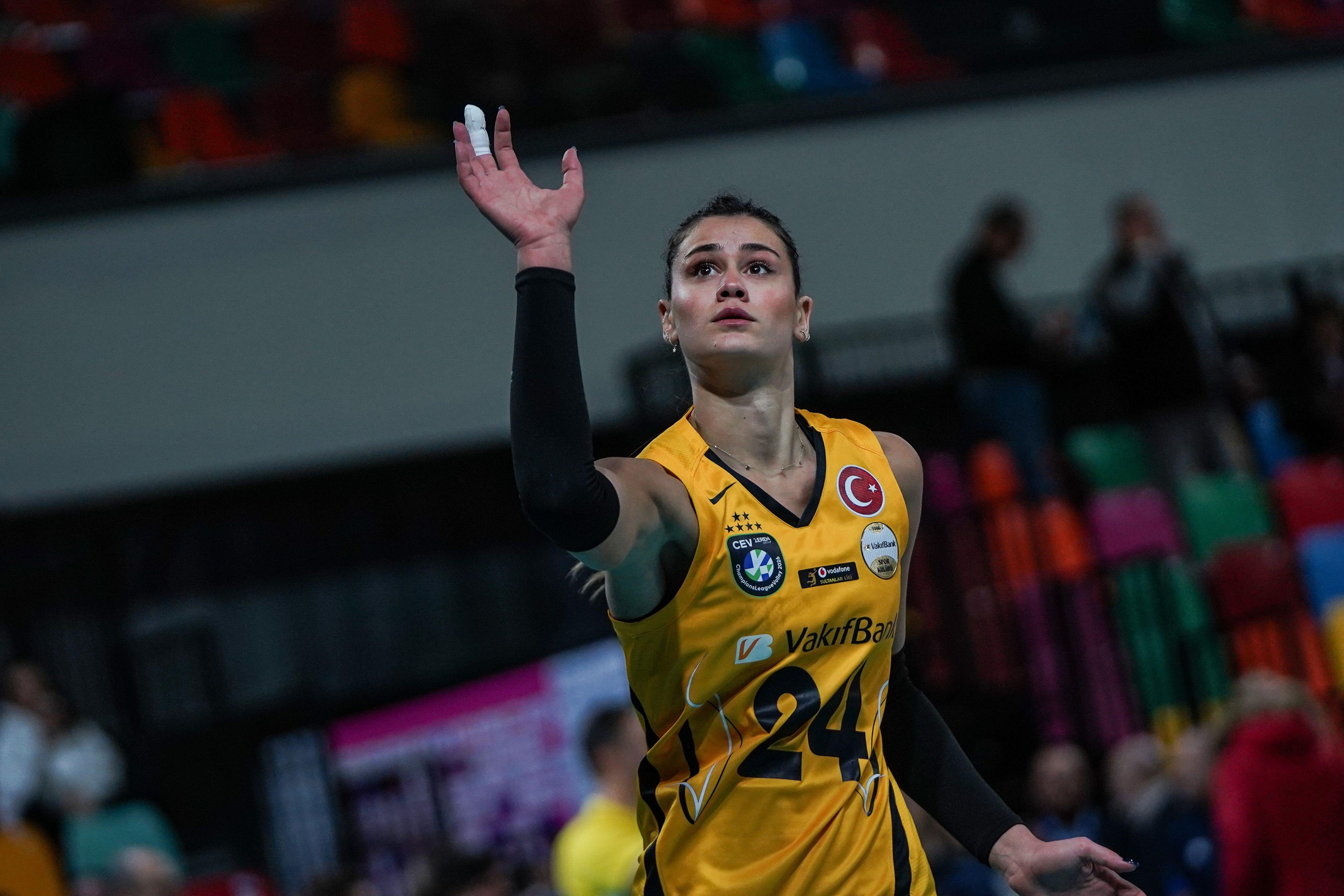 Katarina Dangubić doživela horor povredu, tuski klub se hitno oglasio, a ovo je odluka