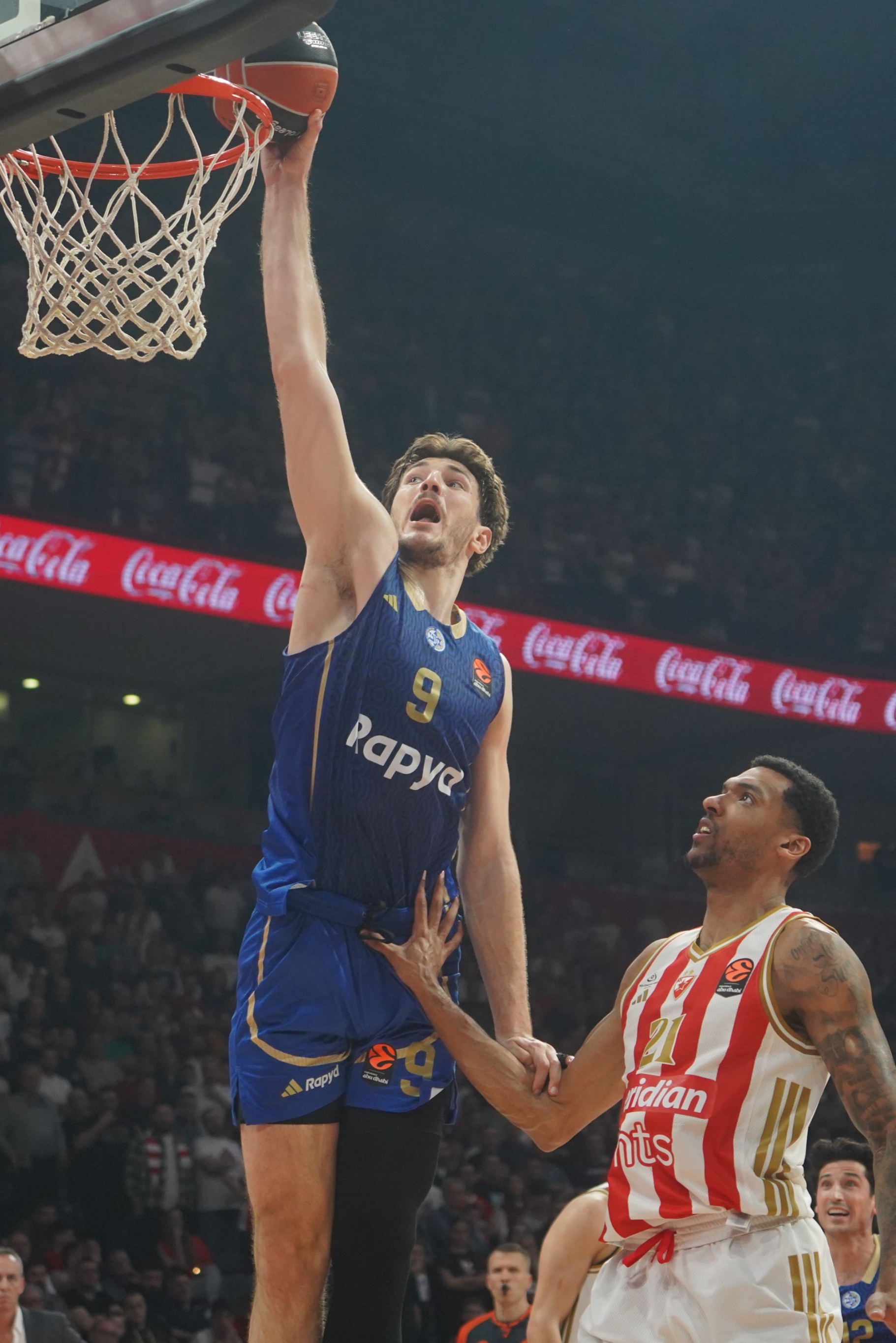 Stigla još jedna katastrofalna vest za Zvezdu nakon poraza od Partizana u večitom derbiju