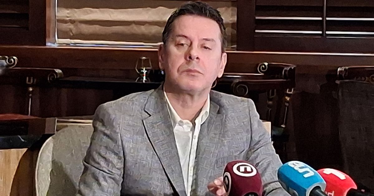 "We stare at phones like idiots...": Vlado Georgiev sharply on mobile and Instagram addiction
