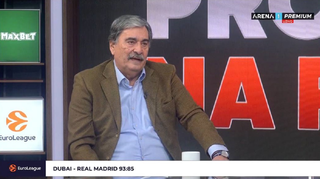 Vlade Đurović nezadovoljan posle poraza Zvezde u Barseloni: "On je u krizi, ne znam što nije igrao Dobrić..."