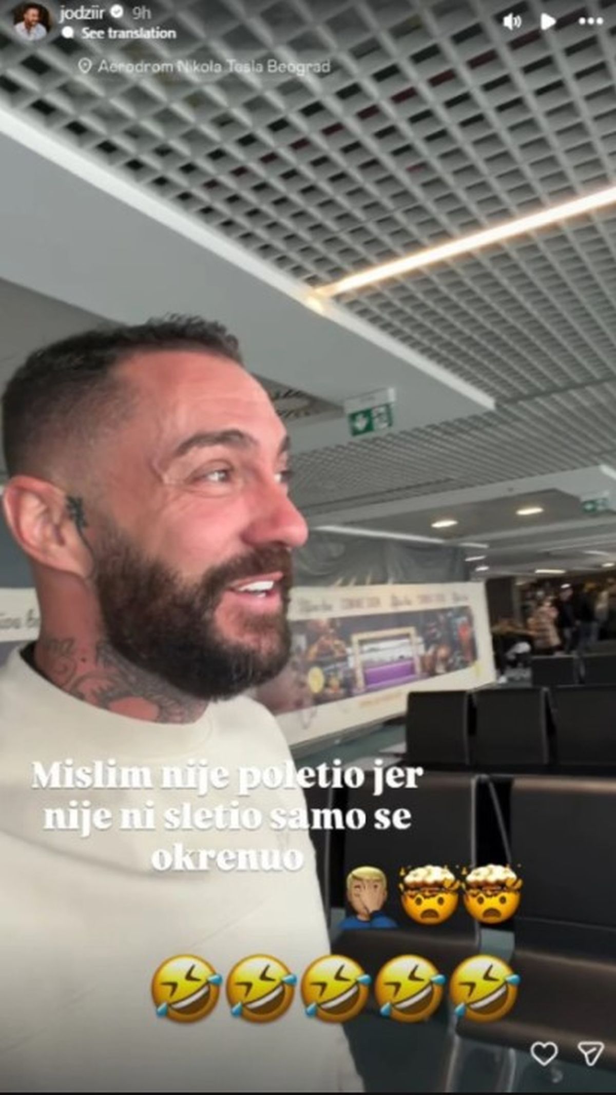 Jodžir nakon izbacivanja iz rijalitija čekao 10 sati na aerodromu, oglasio se uspaničen: "Šta mi se dešava?!"