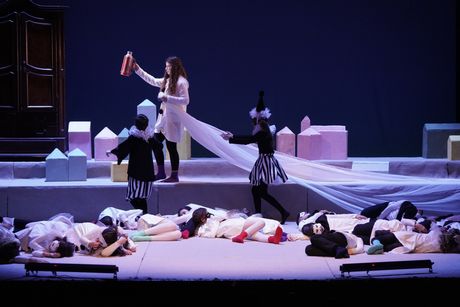 Priređena svečana premijera opere “Brundibar“ u Madlenianumu