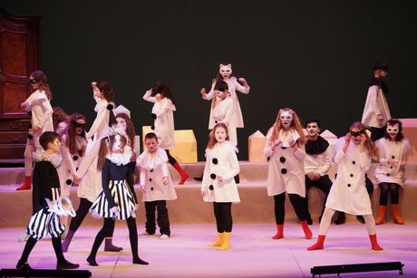 Priređena svečana premijera opere “Brundibar“ u Madlenianumu