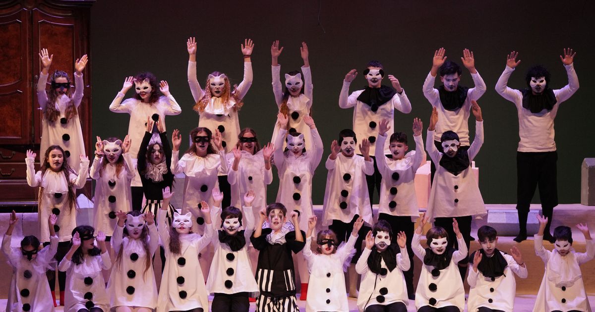 Grand Premiere of the Opera "Brundibar" Held at Madlenianum