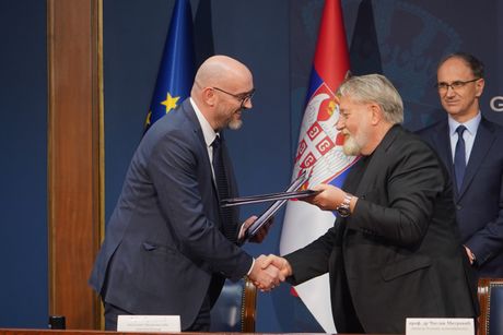 Vlada Srbije, Đuro Macut, potpisivanje sporazuma