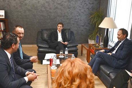 Emanuel Žiofre i Ana Brnabić