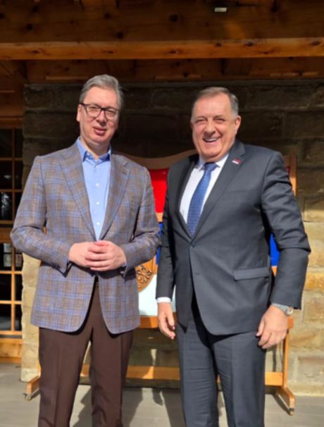 Aleksandar Vučić i Milorad Dodik