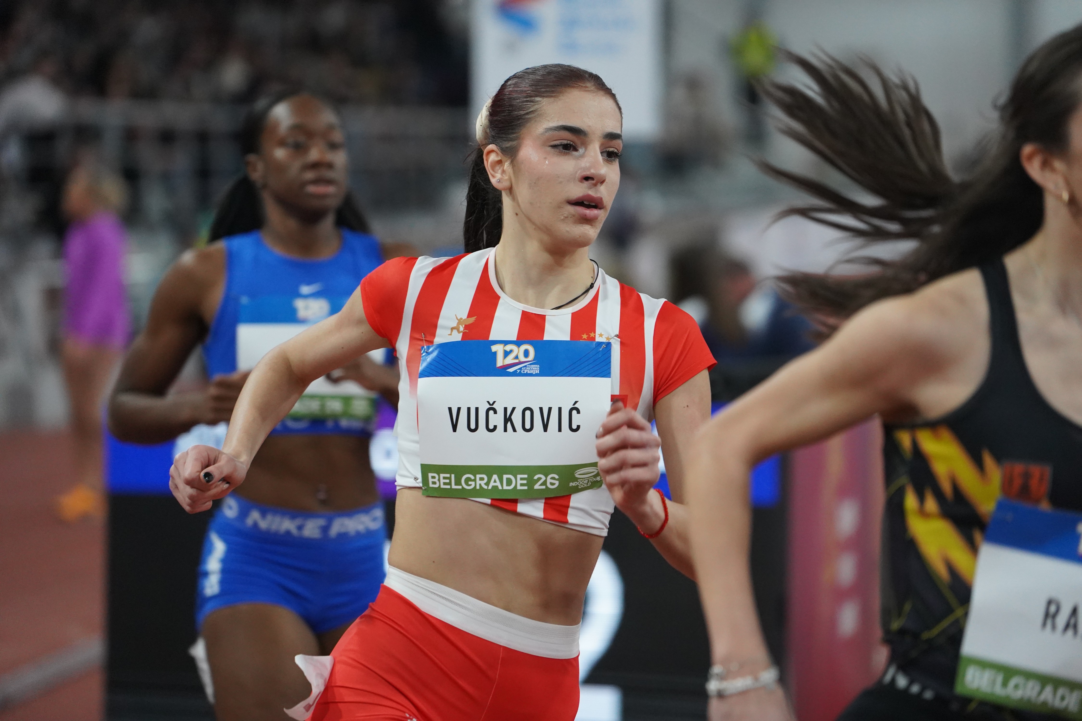 Talentovana atletičarka Zvezde srušila tri Albanke, odnela veliku pobedu, starija koleginica pošla istim putem