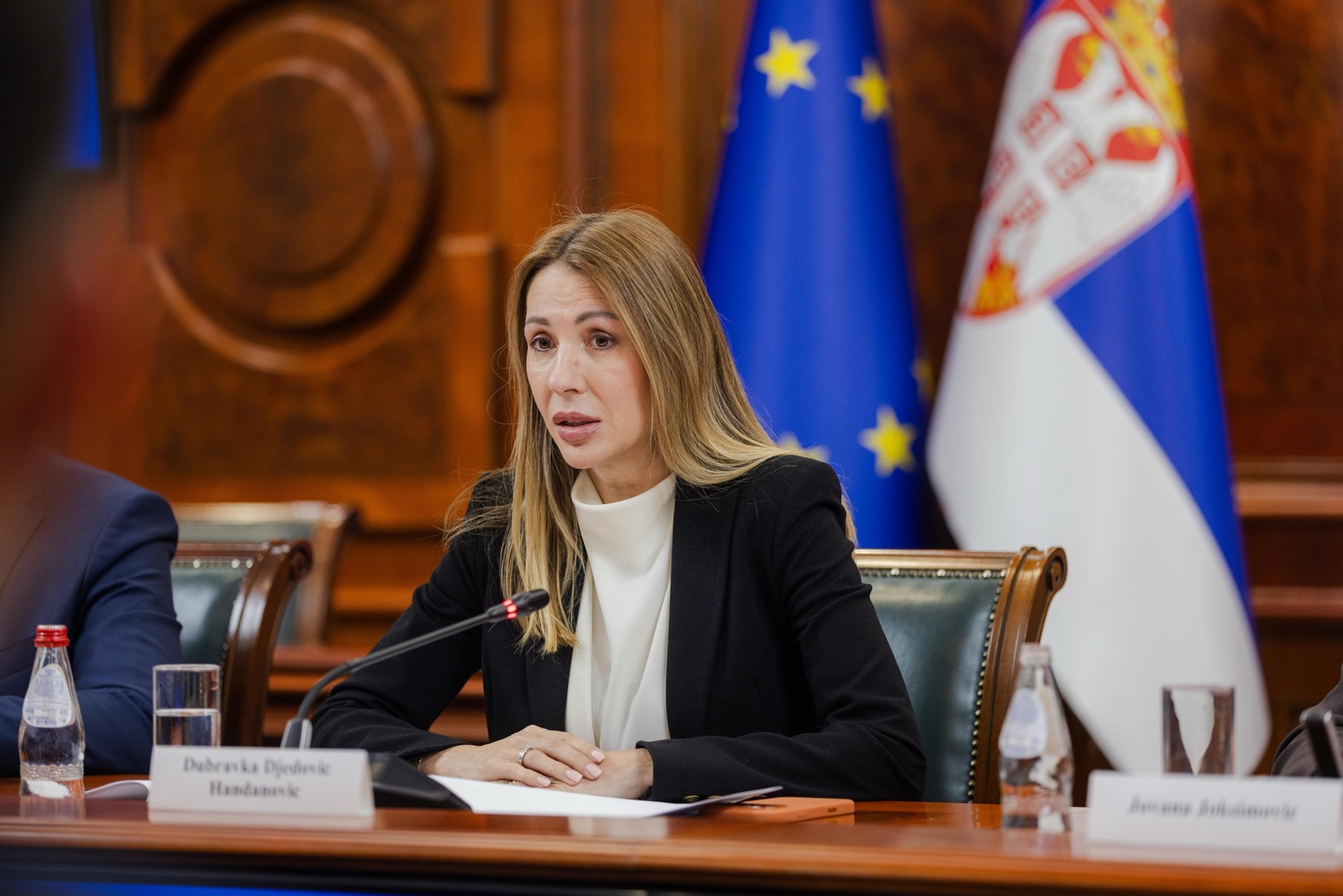 Potresna objava ministarke rudarstva: Prisetila se jednog od najtežih dana, ovo su fotografije