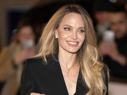 Anđelina Džoli Angelina Jolie