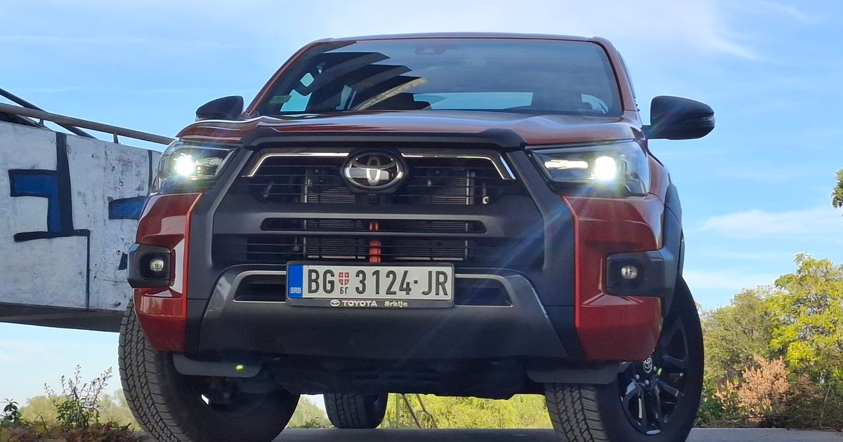 TANKISTS OF ALL COUNTRIES! Toyota Hilux Test: Who Wins the Arms Race