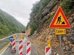Klizište, radovi na putu, odron na putu