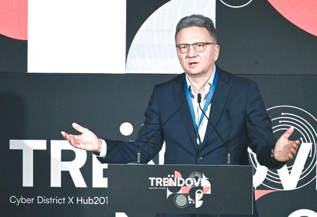 SAJBERDISTRIKT OTVARANJE JOVANOVIĆ