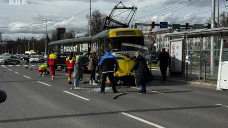Tramvaj iskočio iz šina Sarajevo