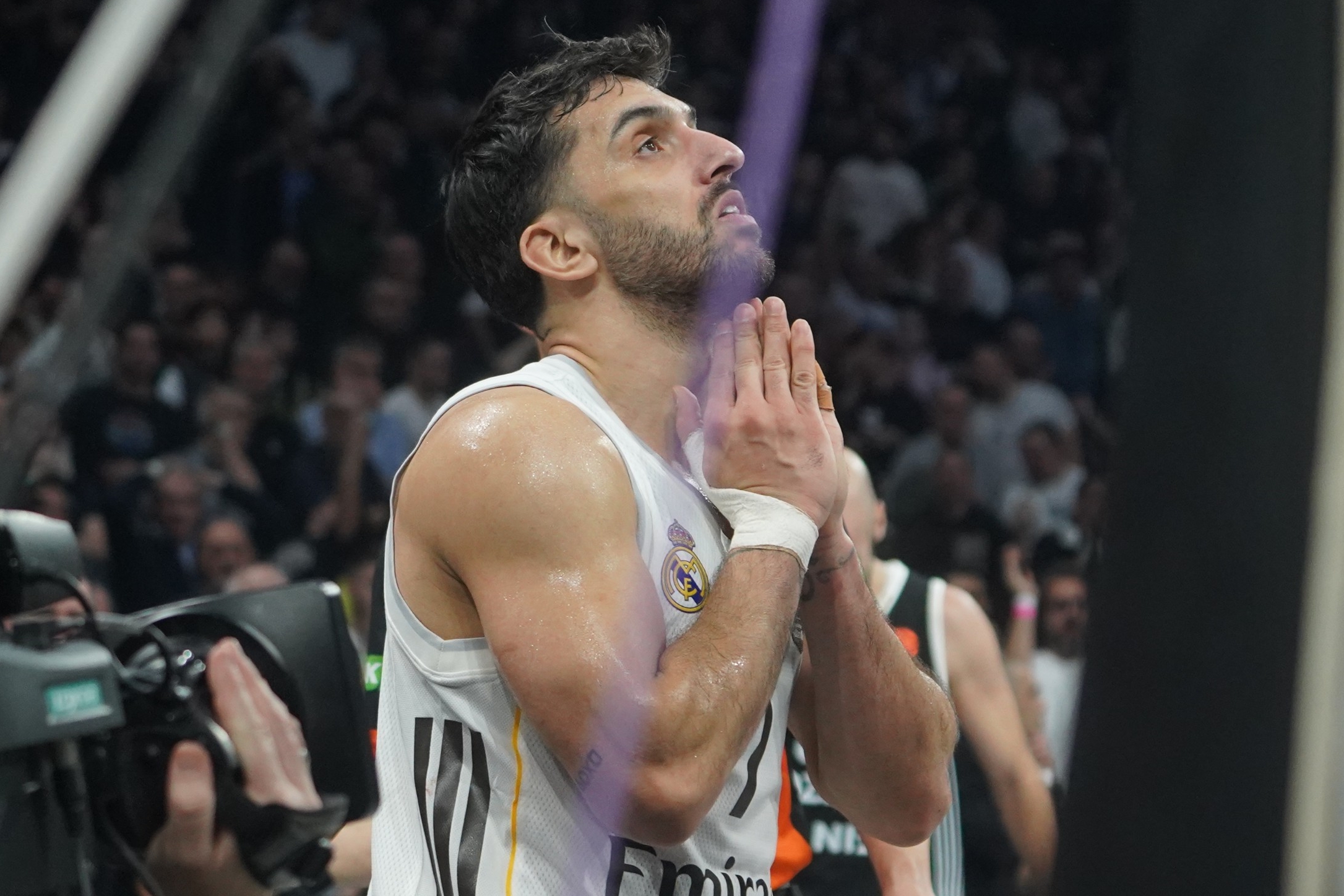 Rastužili su Zvezdu i Delije, pa su se obrukali pred svojim navijačima: Da su crveno-beli umeli ovako...