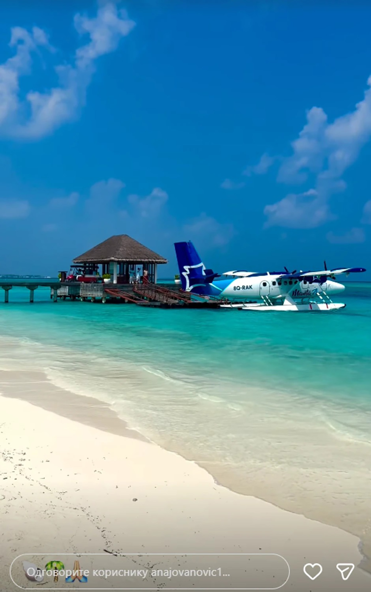 Skinula se najatraktivnija supruga na estradi: Ana prekrila tračicama grudi, muškarcima nije dobro od kadrova