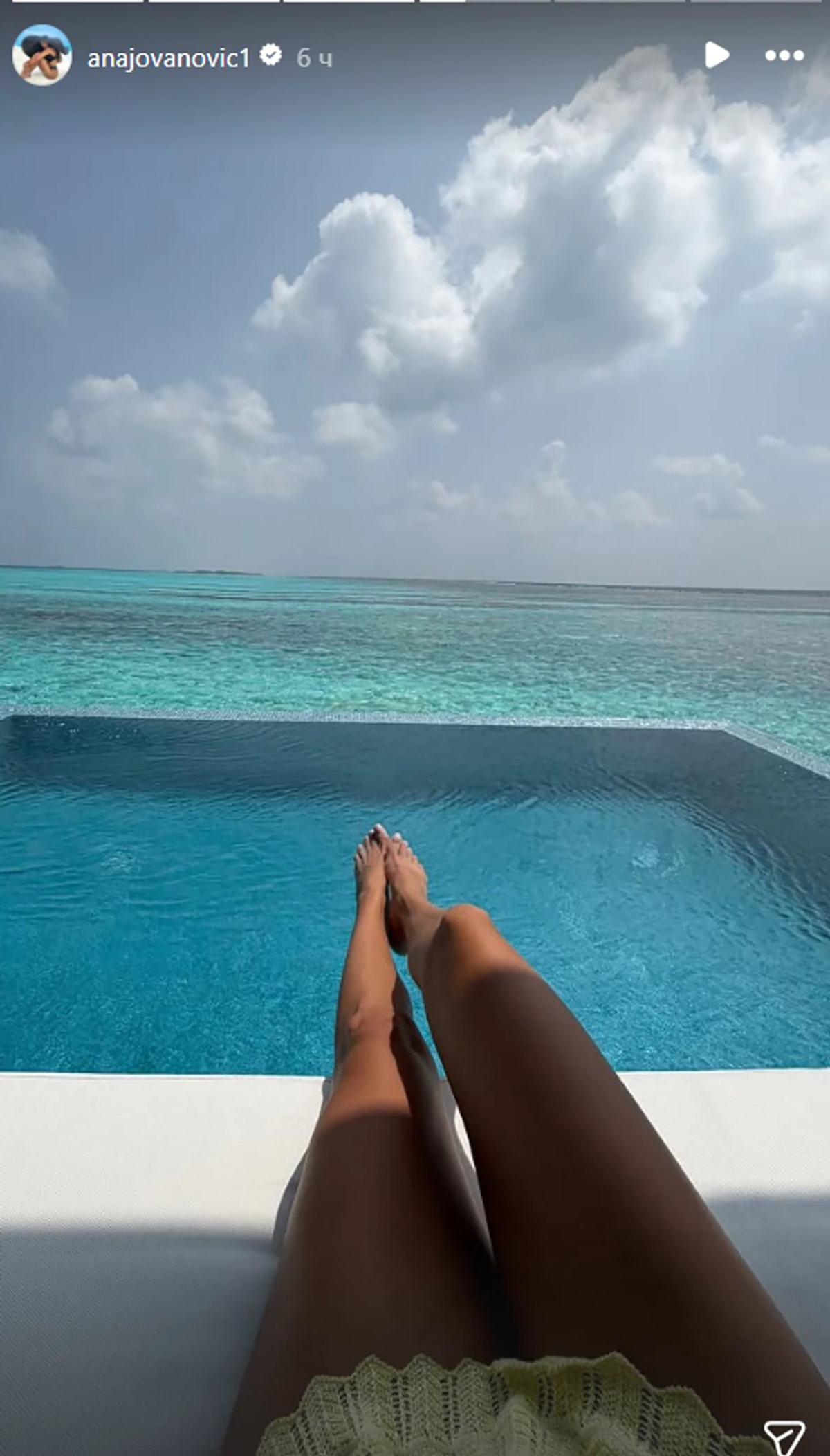 Skinula se najatraktivnija supruga na estradi: Ana prekrila tračicama grudi, muškarcima nije dobro od kadrova